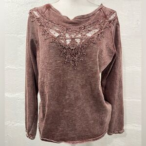 JEANS BY BUFFALO LACE EMBELLISHED SWEATSHIRT (a248)
